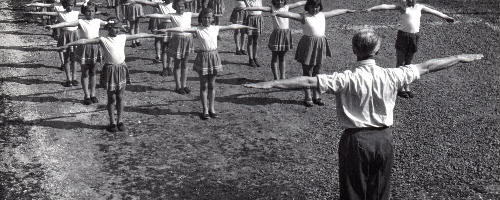 1960 nácvik na spartakiádu    079.jpg
