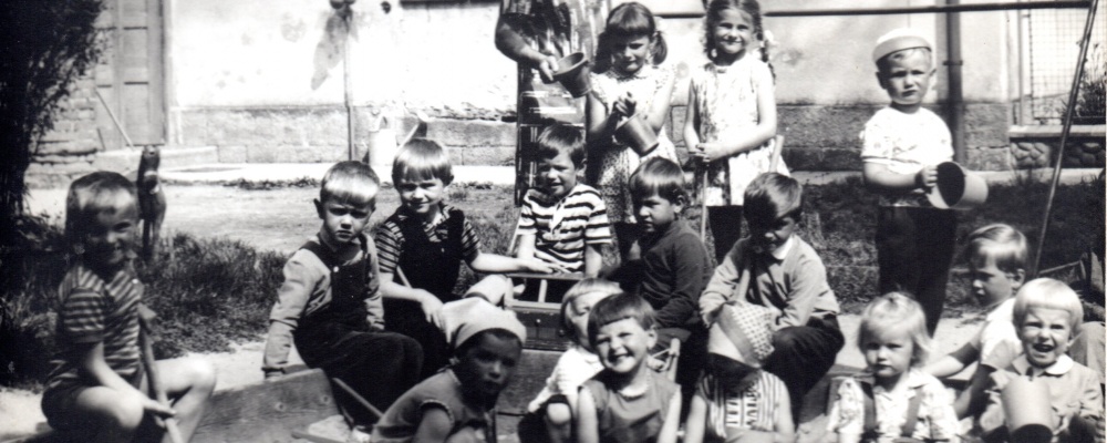 1968  školka104.jpg